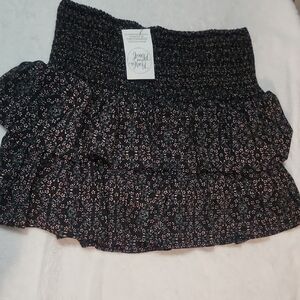 She and Sky Black Floral Mini Skirt